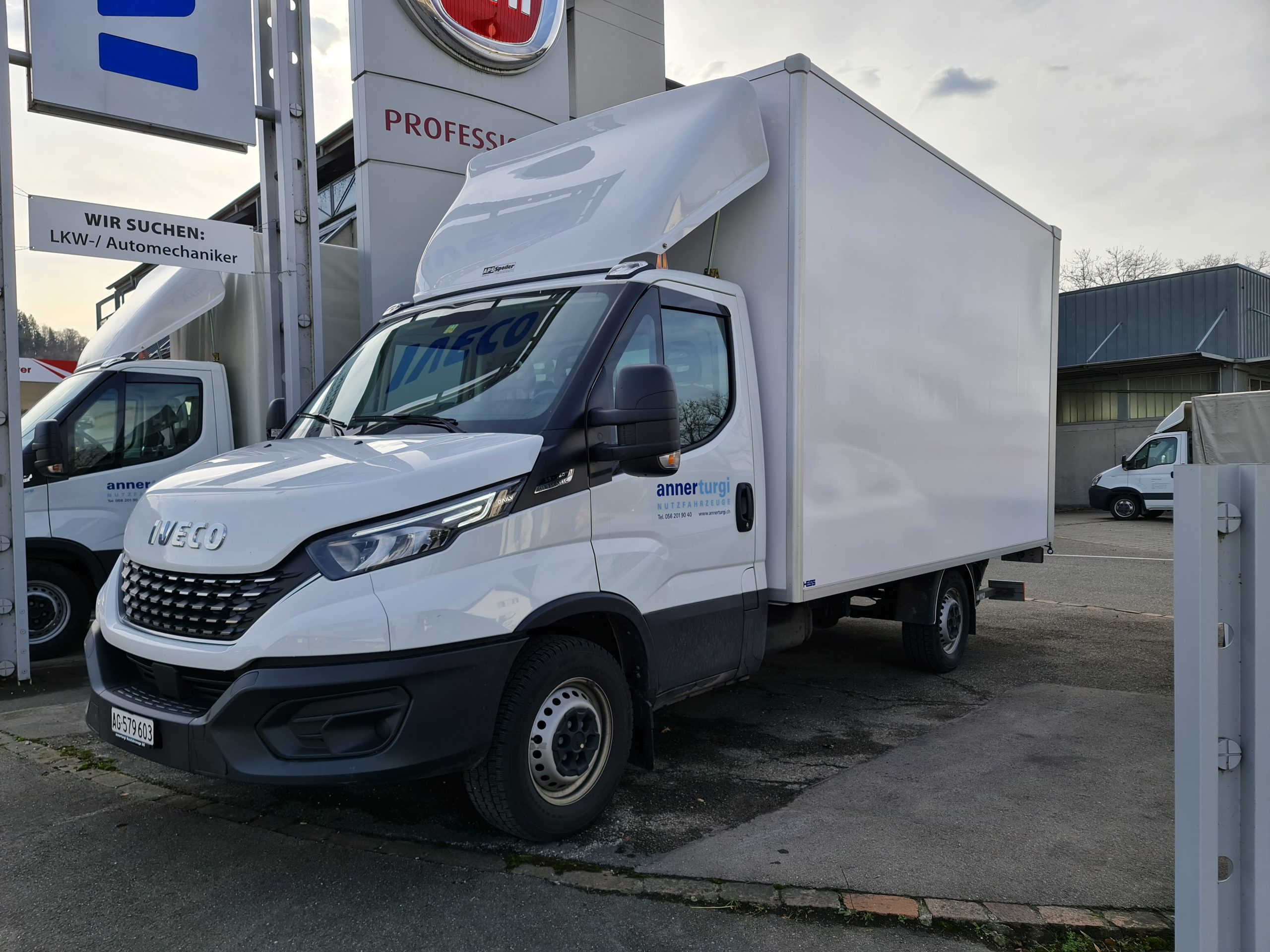 Iveco 3,5t Kofferaufbau mit Hebebühne (13)